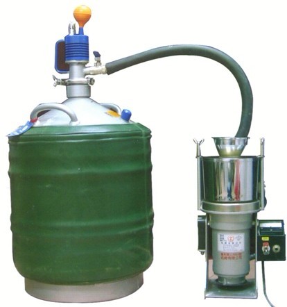 低溫小型超微粉碎機(jī).jpg